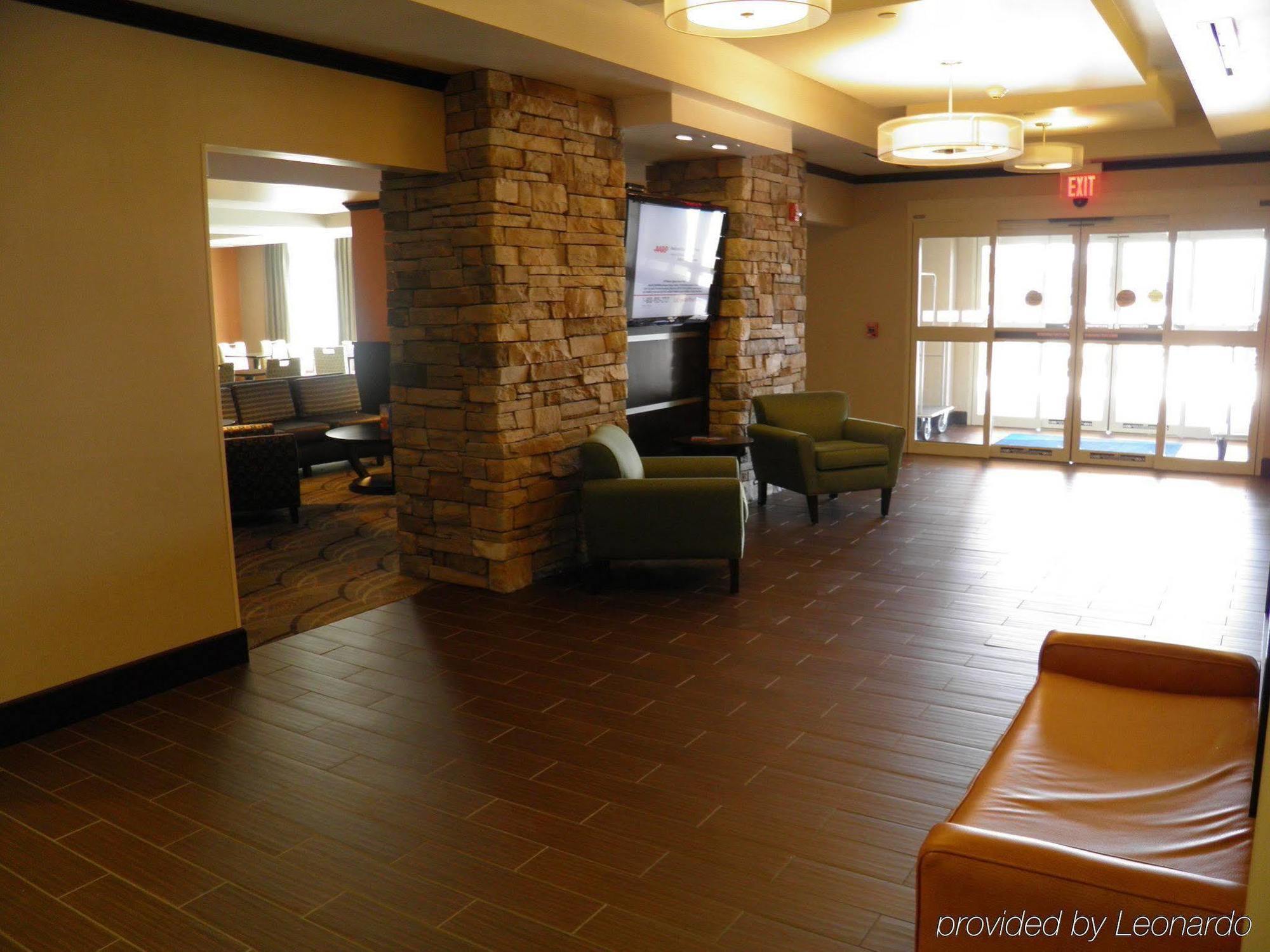 Holiday Inn Express & Suites Overland Park By Ihg Bagian luar foto